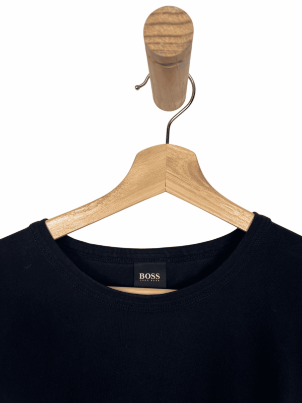 Hugo boss t-shirt gold stripes - Imagen 2