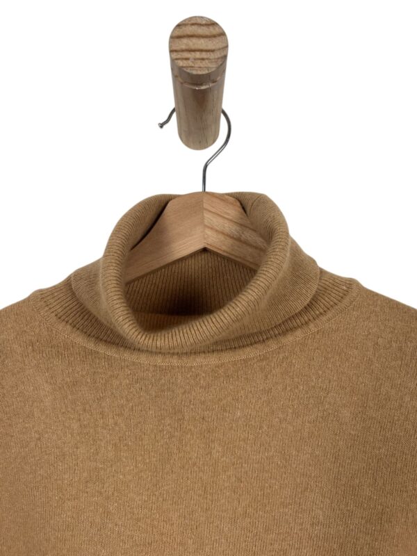 BARBOUR PULLOVER LIGHT BROWN V-NECK - Imagen 2
