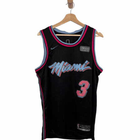 Miami heat player wade 3